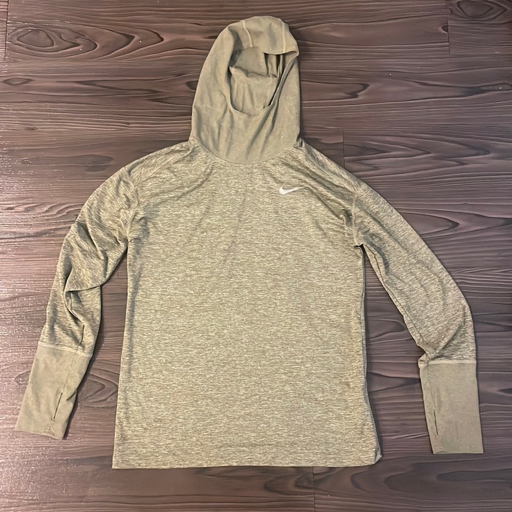 Nike dri fit long sleeve pullover with hood